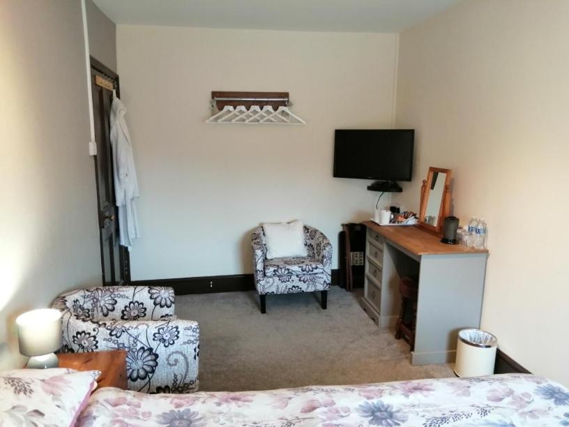 Lion Hotel Llanbister Habitación foto